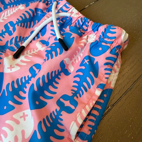 Maamgic Toddler Boys’ Pink & Blue Fish Bones “Shortie” UPF Swim Shorts • Size 2T - Picture 10 of 12